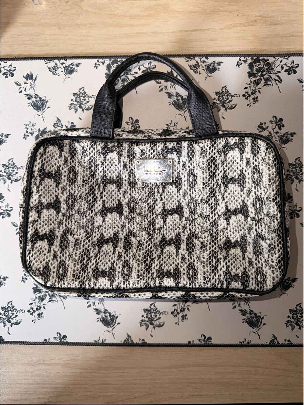 Nicole Miller New York Snakeskin Travel Cosmetic Organizer Clear Pockets